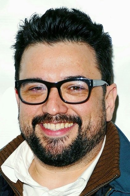 Horatio Sanz como Raul