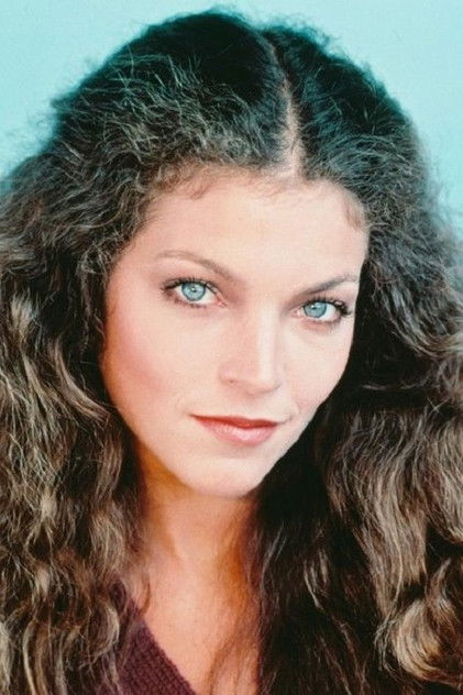 Amy Irving 飾 Sue Snell