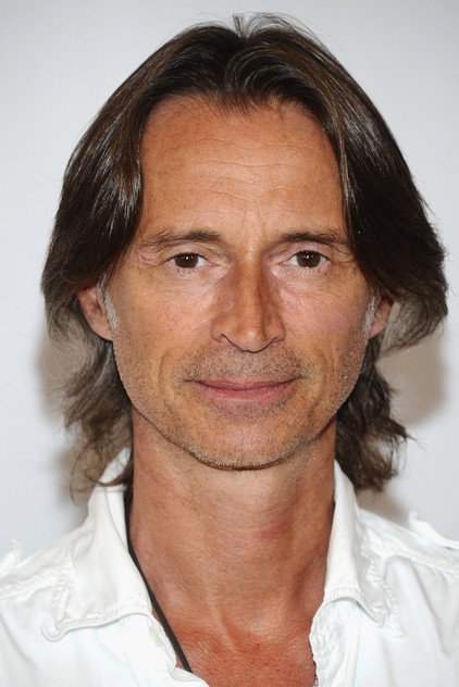 Robert Carlyle as Gary 'Gaz' Schofield