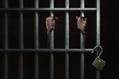 Unlocked: A Jail Experiment (2024) Dokuserie auf Netflix: Ein Gefängnisexperiment wird zur Reality-Show