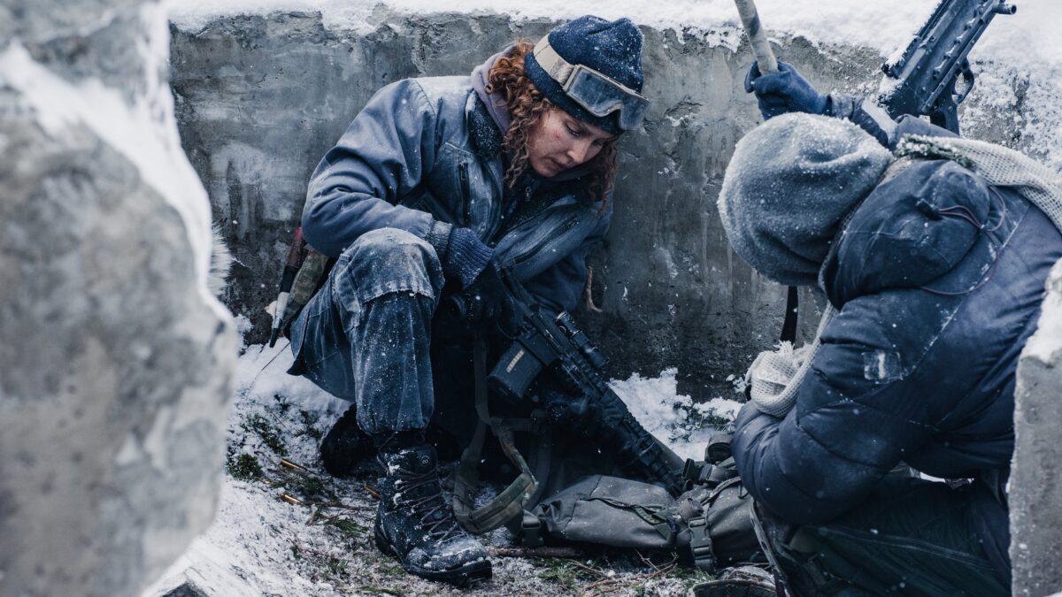 Black Crab: A Frozen Survival Thriller with Flawed Execution