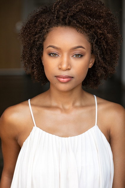Summer Madison como Asa