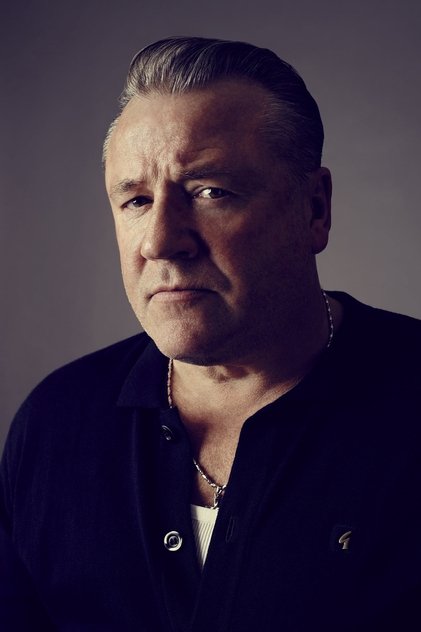 Ray Winstone como Dreykov