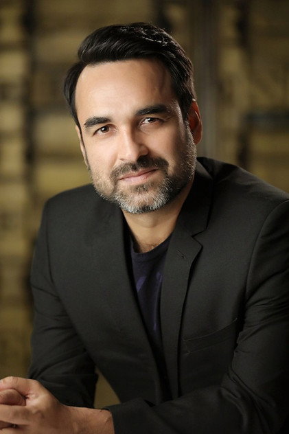 Pankaj Tripathi como Rahul Satyendra Tripathi "Sattu"