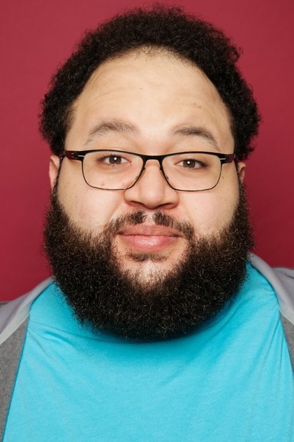 Zach Cherry dans le rôle de Will
