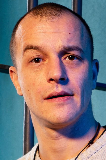 Paul Wollin como Daniel