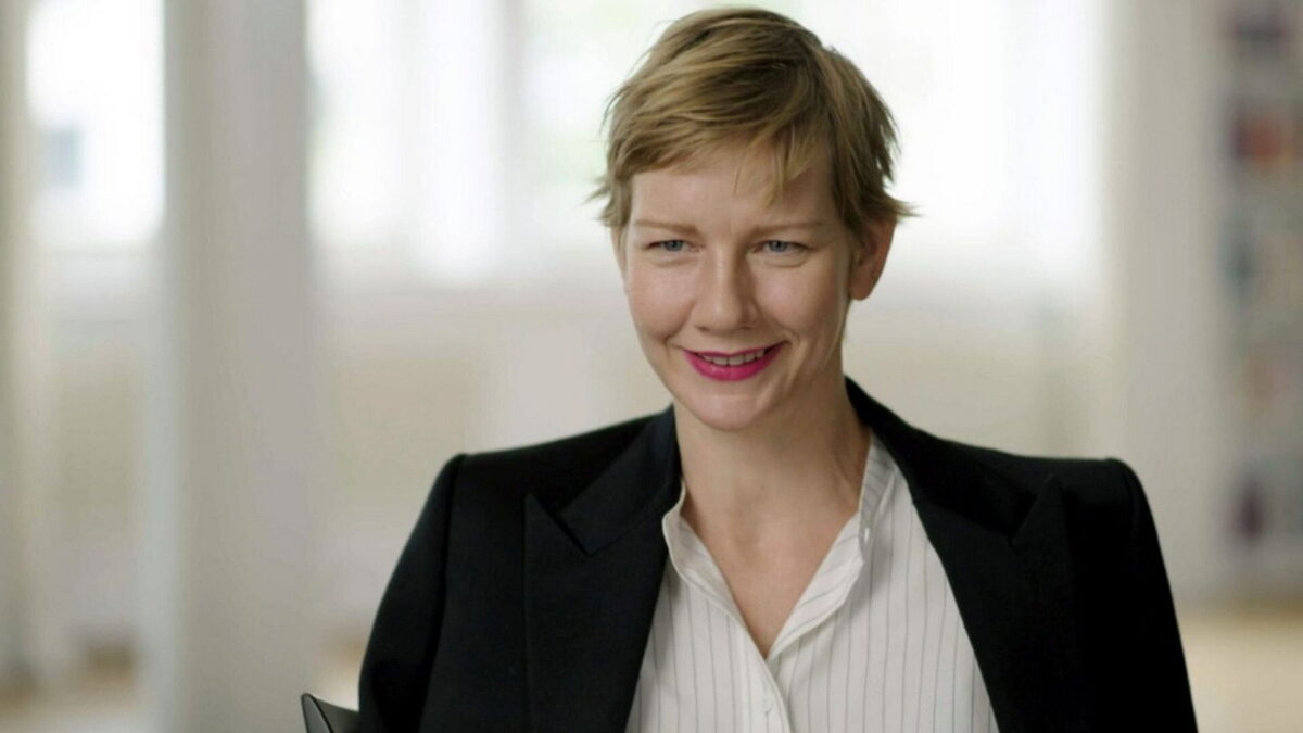 Sandra Hüller, a atriz que faz o espectador sentar com o desconforto
