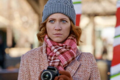Christmas with the Campbells: A Rom-Com That Can’t Decide What It Wants