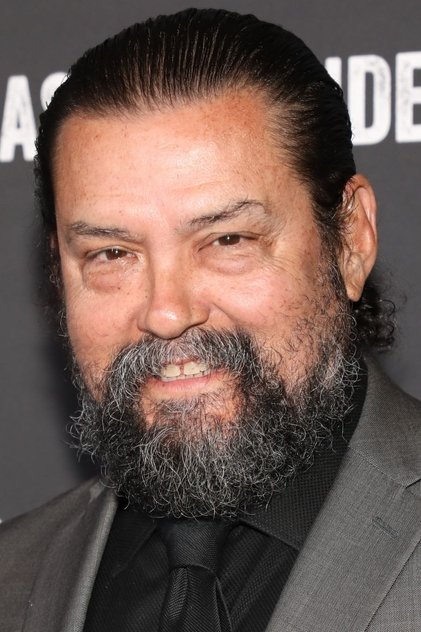 Daniel Edward Mora als Security Guard