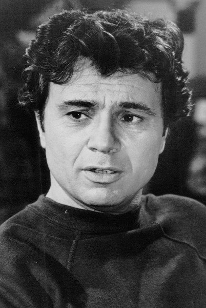 Robert Blake dans le rôle de Mystery Man