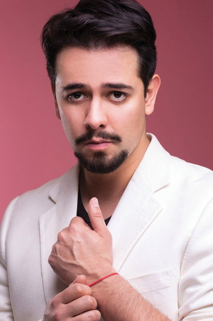 Aldo Escalante como Polo Ríos