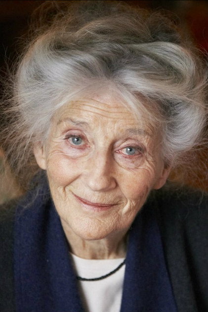 Phyllida Law som Arlene