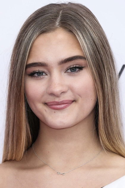 Lizzy Greene jako Lauren Brigman
