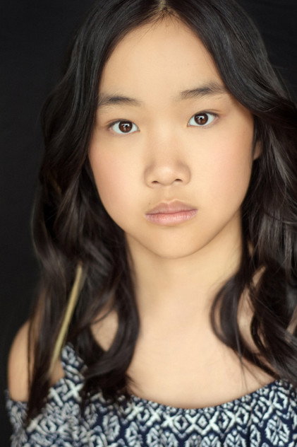 Eileen Tian as Zhang Li