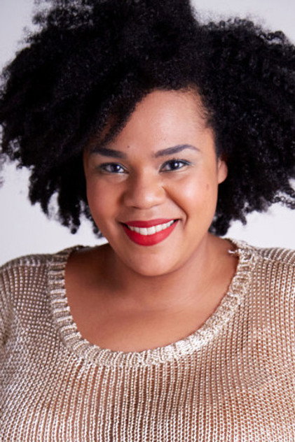 Desiree Burch como Claire