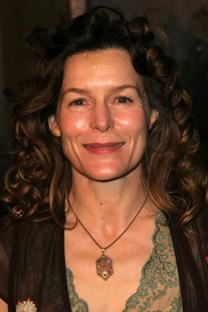 Alice Krige como Mrs. Mc.