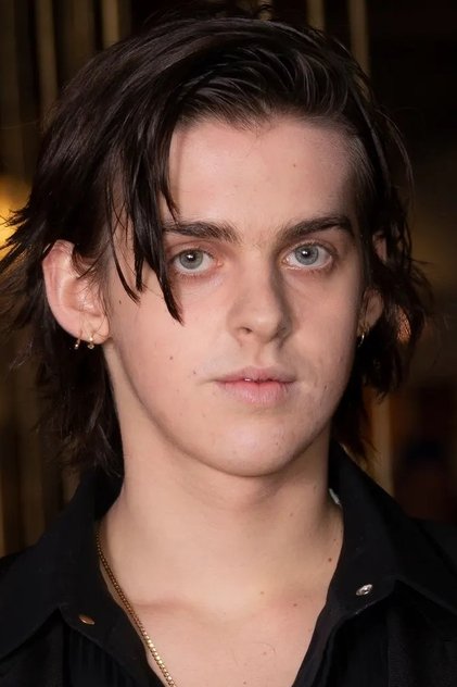 Earl Cave as Ralph
