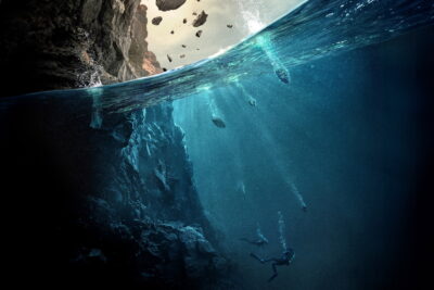 **the dive: tensión submarina, debilidad terrestre**