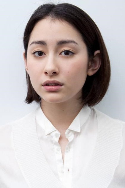 早见明里 饰 Sumire Kosaka