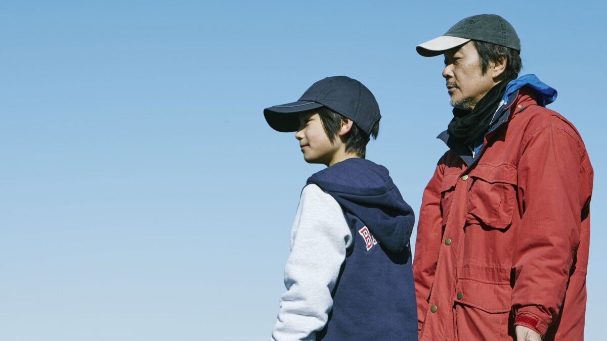 Hirokazu Kore-eda: sa caméra refuse de juger la famille qu&rsquo;il filme