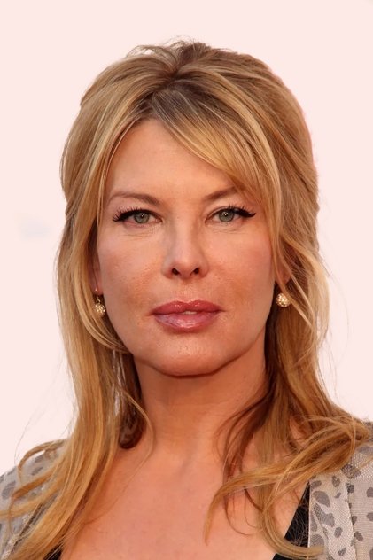 Deborah Kara Unger como The Master
