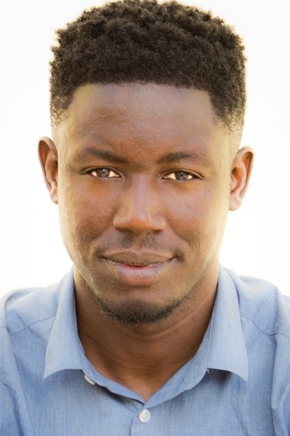 Pacharo Mzembe como Ray