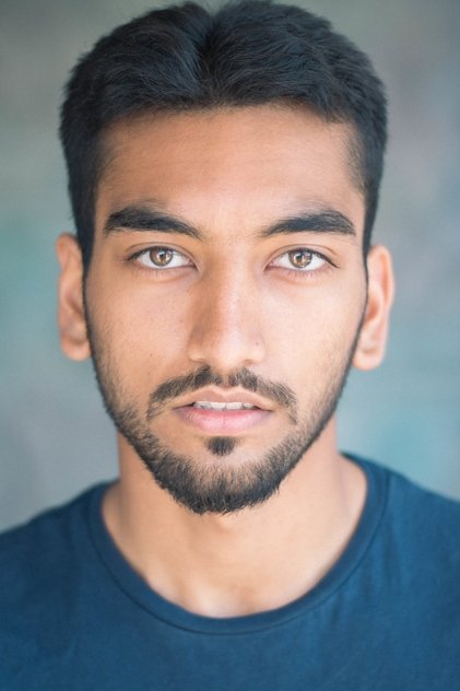 Nabhaan Rizwan como Rory McCallan
