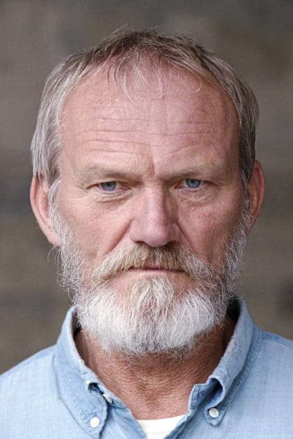 Ingvar E. Sigurðsson como Eriksson