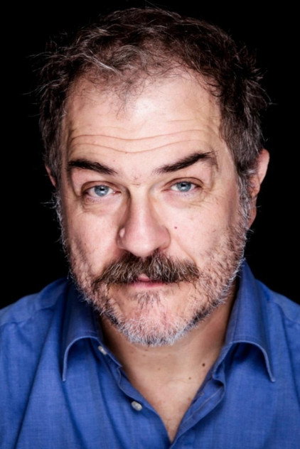 Andrea Pennacchi como Genio