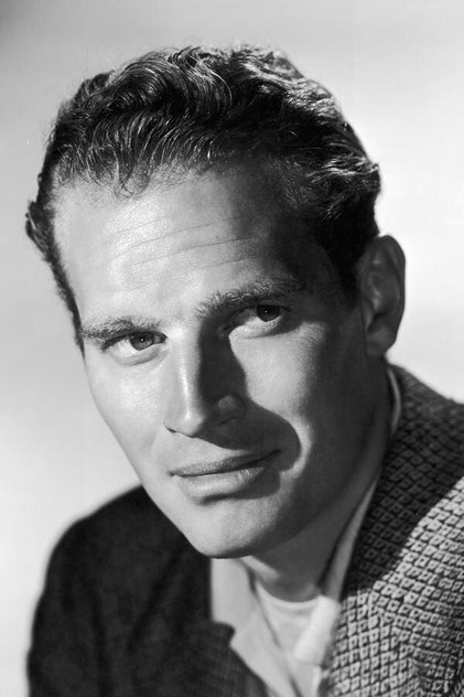 Charlton Heston como Ramon Miguel Vargas