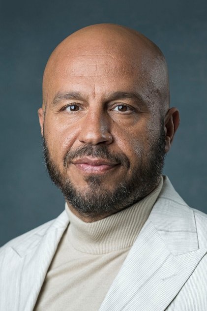 Dar Salim as Malik