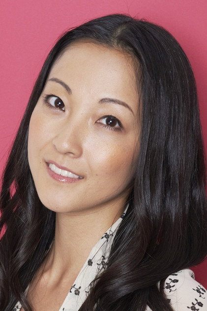 Shizuka Itoh como Nami (voice)