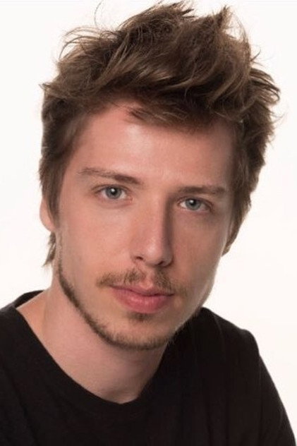 Jefferson Schroeder dans le rôle de Dona Fátima / Tony Moribuggy / Dona Tigra do Pedágio (voice)