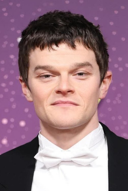 Robert Aramayo vai Daniel