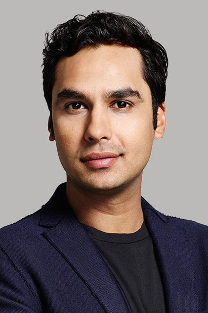 Kunal Nayyar rolünde Mr. Mills