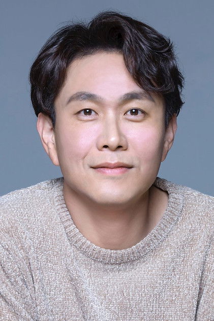 오정세 como Seonggon