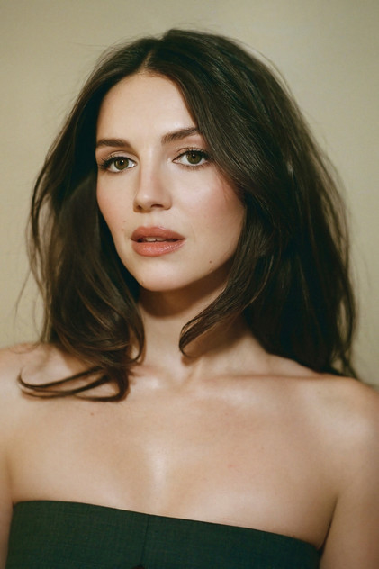 Ella Hunt como Cressida