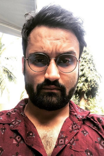 Raghav Raj Kakker como Gappu