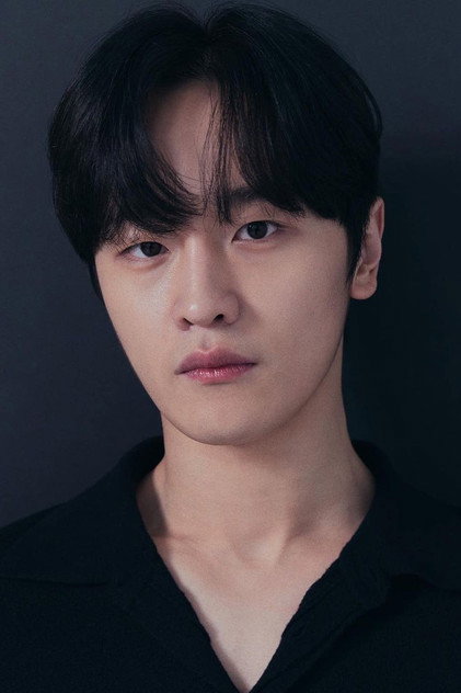 Kim Do-wan dans le rôle de Park Seung-jae