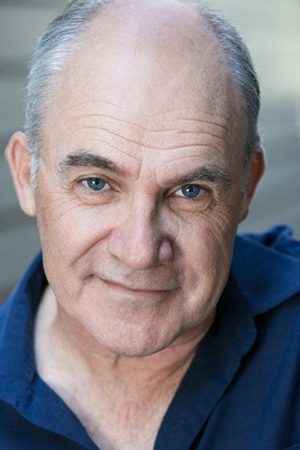 David LeReaney como Burke