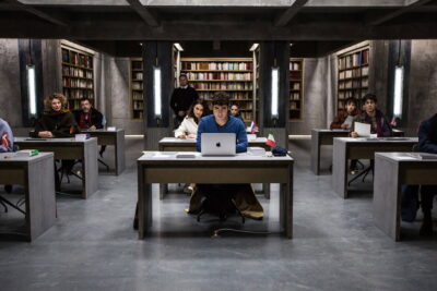 The Translators: un thriller que pierde fuerza en su desarrollo