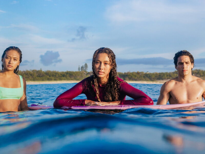 Summer en Shorehaven: drama adolescente superficial