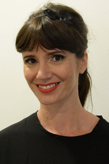 Griselda Siciliani como Estela Dayan