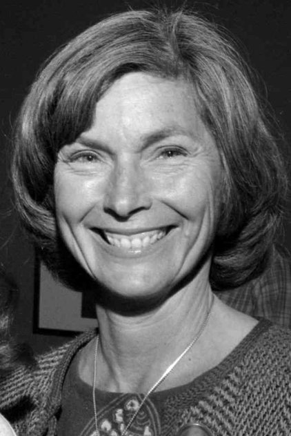 Priscilla Pointer 飾 Mrs. Snell