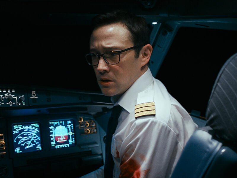 7500: A Claustrophobic Thrill Ride with Gritty Performances