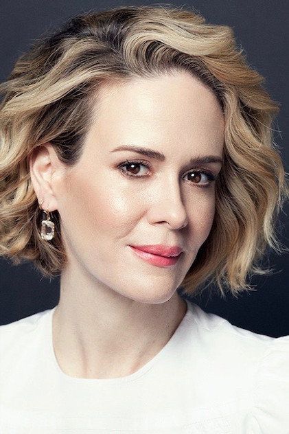 Sarah Paulson som Mother / Diane