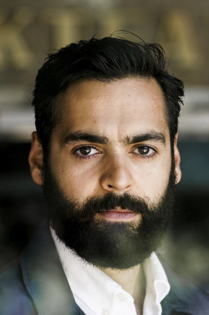 Ardalan Esmaili as Karimi