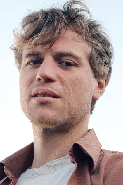 Johnny Flynn as Francis