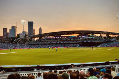 Partido de The Hundred en The Oval