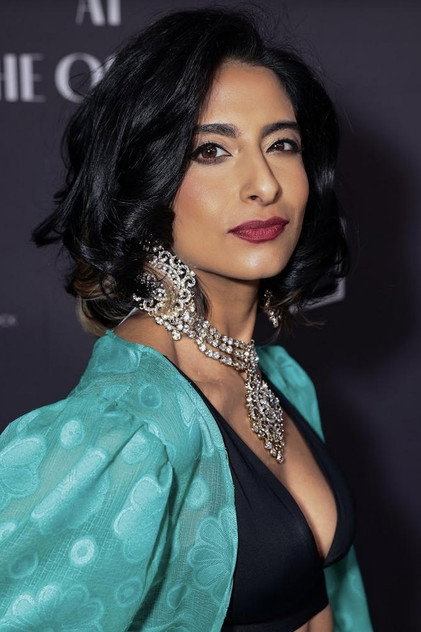 Kausar Mohammed as Yasmina 'Yaz' Fadoula (voice)